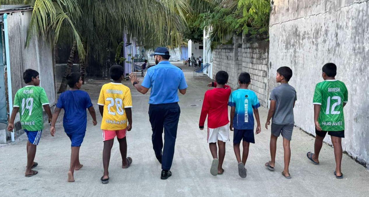 ބ. އަތޮޅުގެ 8 ރަށެއްގައި “ވޯކް އެންޑް ޓޯކް” ހަރަކާތްތަކެއް ހިންގައިފި