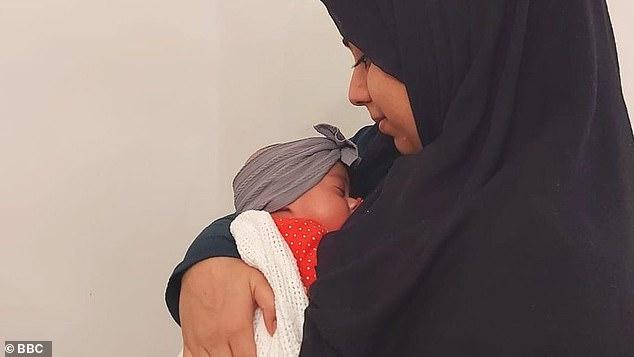 ކޮވިޑް19 - ކޯމާއިން ހޭލެވުނު އިރު ބަނޑުގައި އޮތް ދަރިފުޅަށް ވީ ގޮތެއް ނޭނގުނު