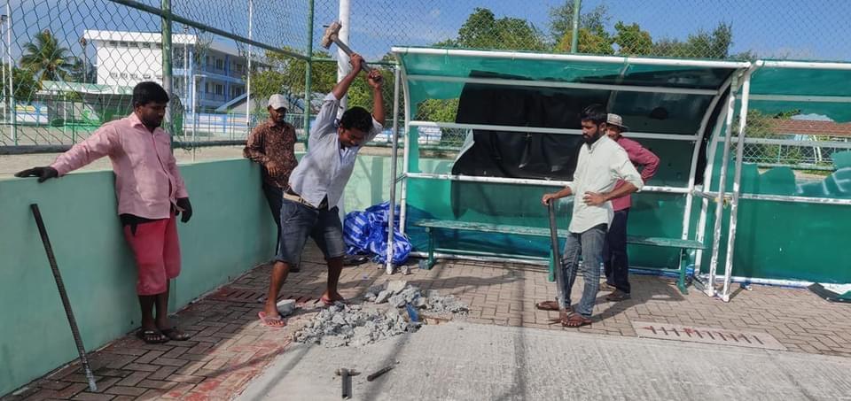 ގއ. ވިލިގިނލީ ފުޓްސެލްދަނޑުގެ ކޮންކްރީޓް ނެގުމުގެ މަސައްކަތް ކައުންސިލްއިން ފަށައިފި