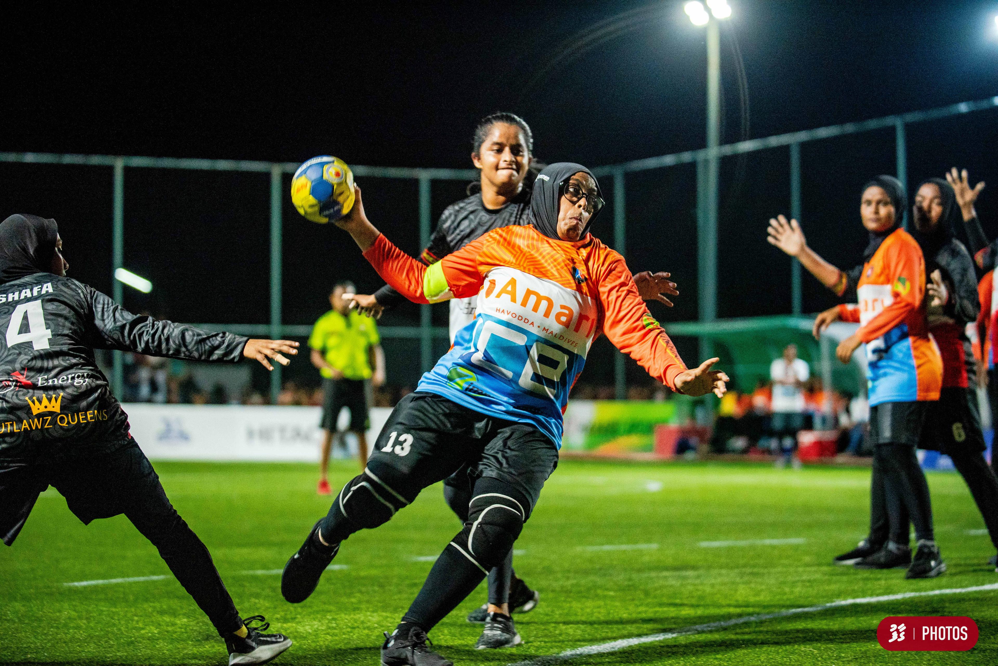 އެސްޓީއޯ ހަވަރު ވުމެންސް ހޭންޑްބޯލް މުބާރާތް : އައުޓްލޯޒް ބަލިކޮށް ހޯބަހަކުން ފައިނަލަށް