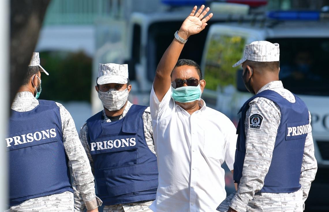 ރައީސް ޔާމީން ކޮވިޑް ވެކްސިން ޖަހަން ދެކޮޅު ހައްދަވައިފި