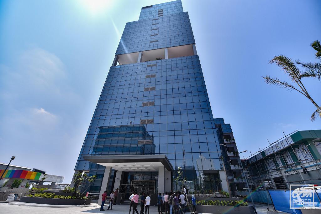 ކޮވިޑް ޖެހުނު މާބަނޑު މީހެއްގެ ހާލު ސީރިއަސްވެއްޖެ