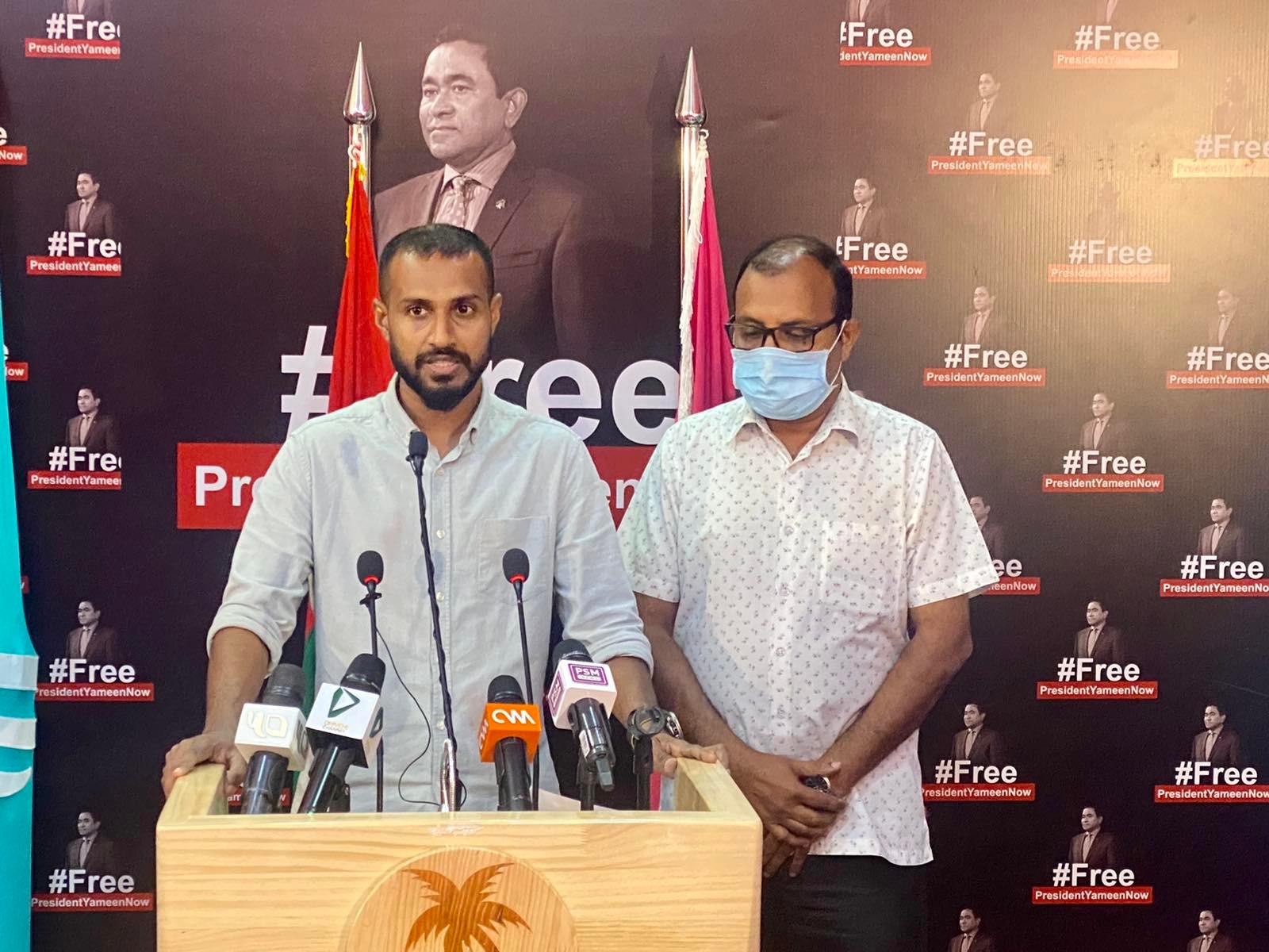 ސަރުކާރުގެ އިސްވެރިން ނުސީދާކޮށް ނުފޫޒު ބޭނުންކޮށް, ކެމްޕެއިން ކުރިކަމުގެ ތުހުމަތު