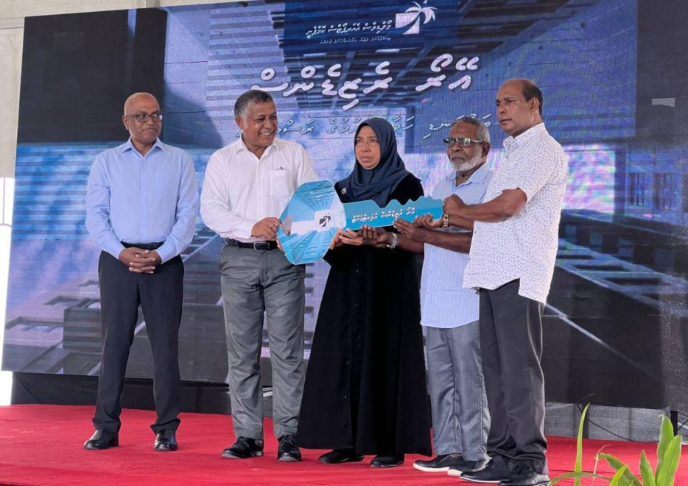 އެމްއޭސީއެލްގެ ފްލެޓުތައް މުވައްޒަފުންނާ ހަވާލުކޮށްފި