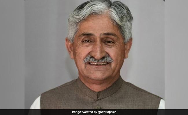 ޓެރަރިސްޓުން ރަހީނުކުރި ޕާކިސްތާނުގެ މިނިސްޓަރު ދޫކޮށްލައިފި