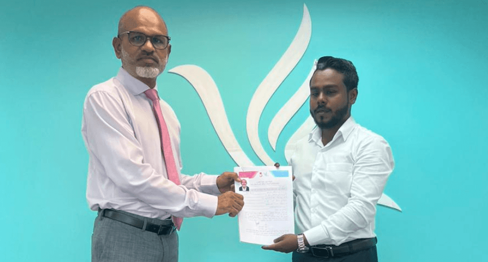 ކުރީގެ މެމްބަރު ނާޒިމް ޕްރޮގްރެސިވް ކޯލިޝަންގެ މަޖިލީސް ޕްރައިމެރީގައި ވާދަކުރައްވަނީ