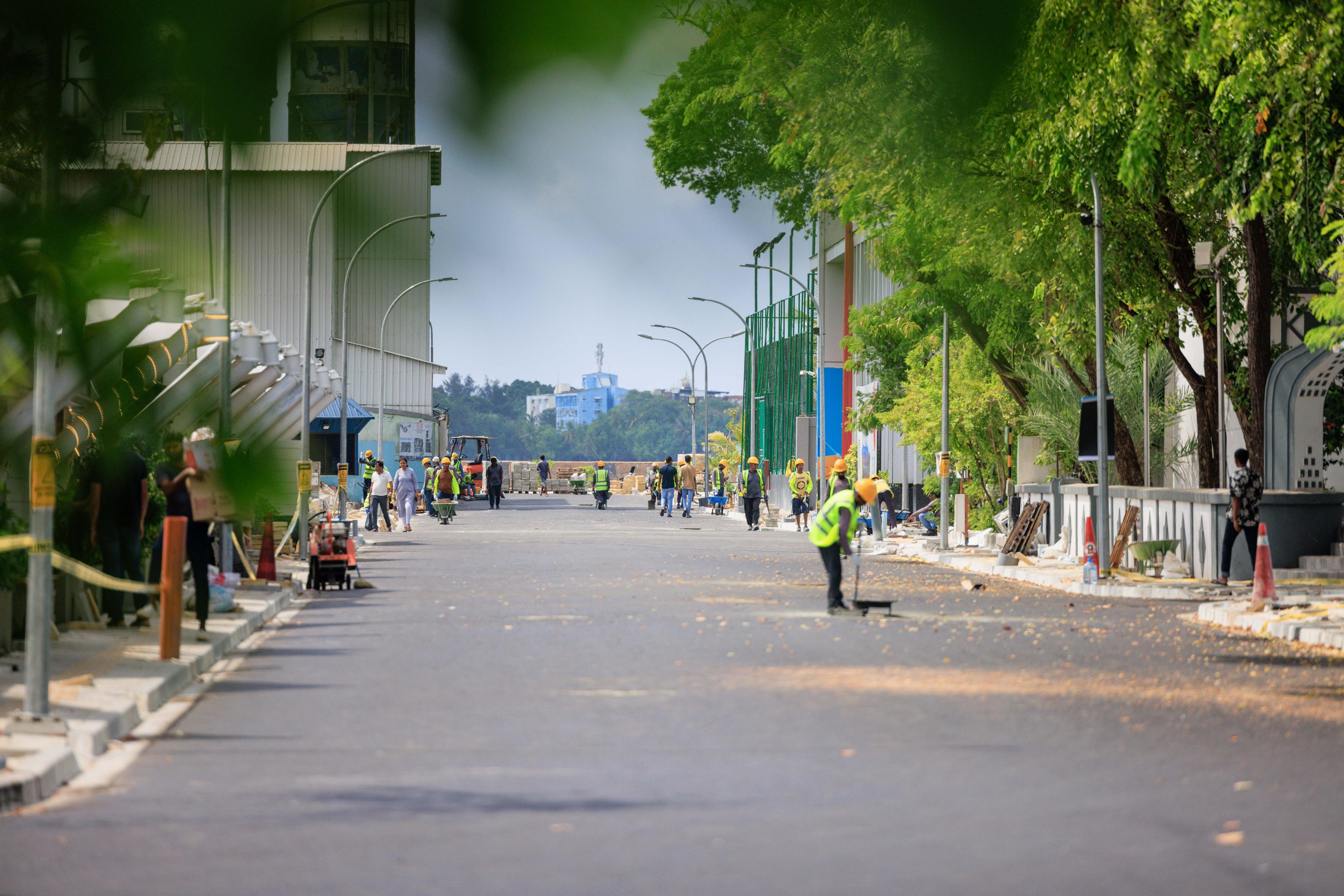 އަމީނީމަގު ހުޅަނގަށްވީ ބައި ތާރު އަޅައިގެން އަލުން ތަރައްގީކުރަނީ