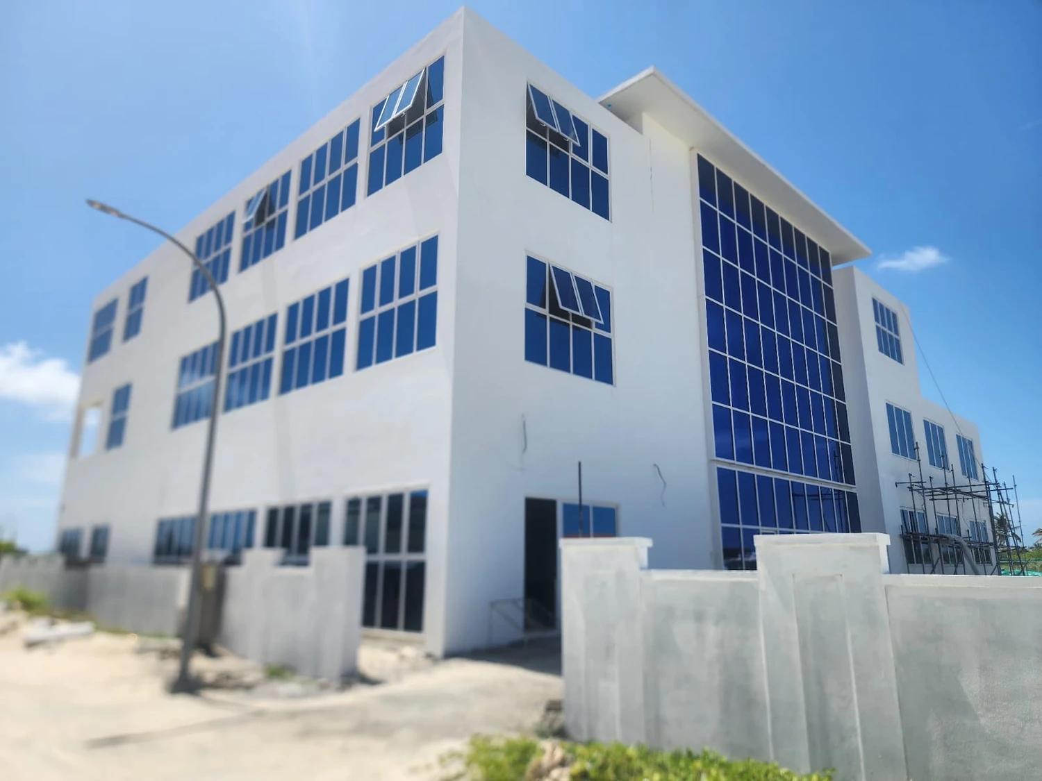 ދިއްދޫގައި ގާޢިމްކުރާ ޖޫނިއަރ ކޮލެޖްގެ މަސައްކަތް ނިމުމަކާއި ގާތަށް!