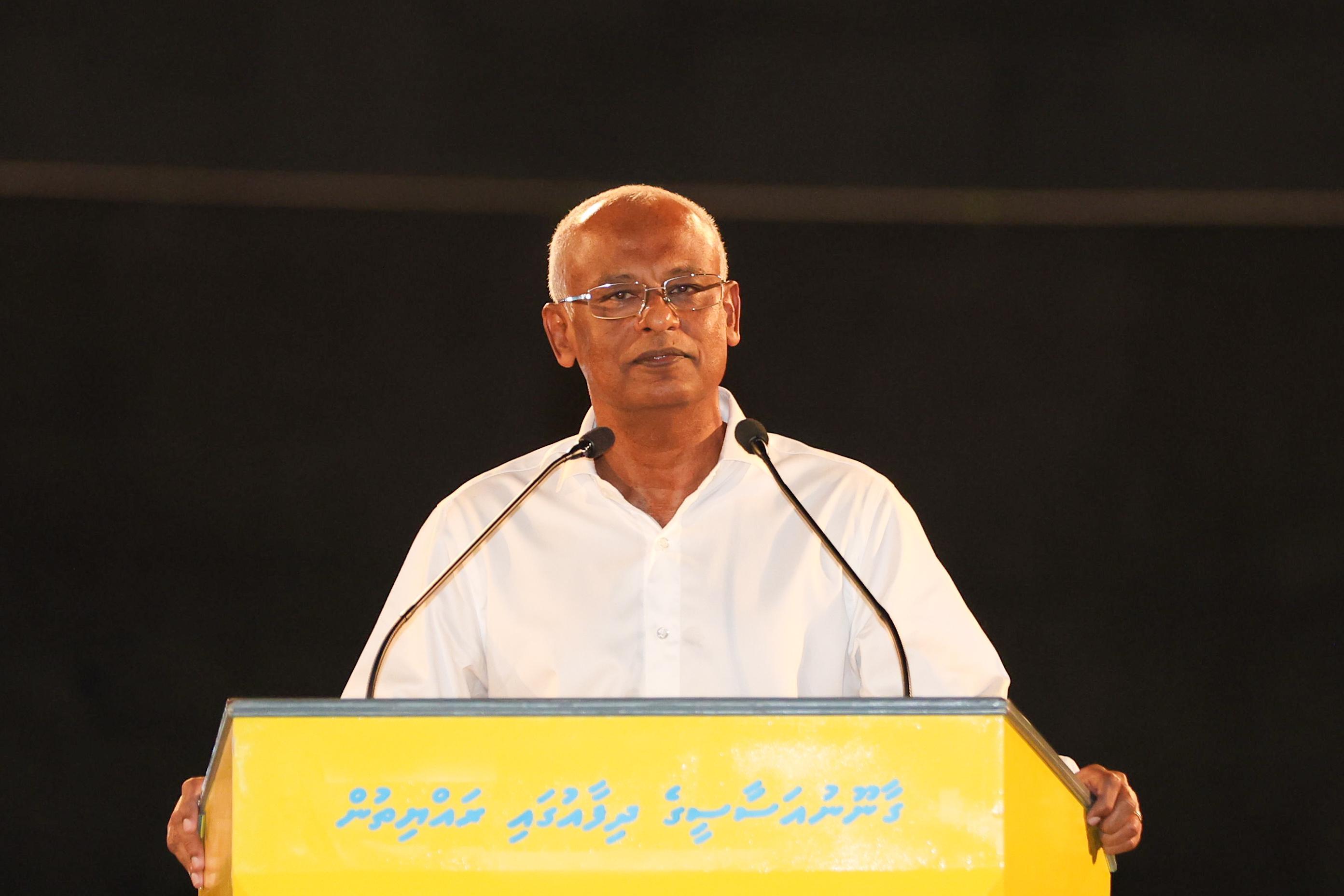 ފްލެޓާއި ގޯތި ލިސްޓު އޮތީ "ވާނުވާ" ޖަހާފައި - ސޯލިހް