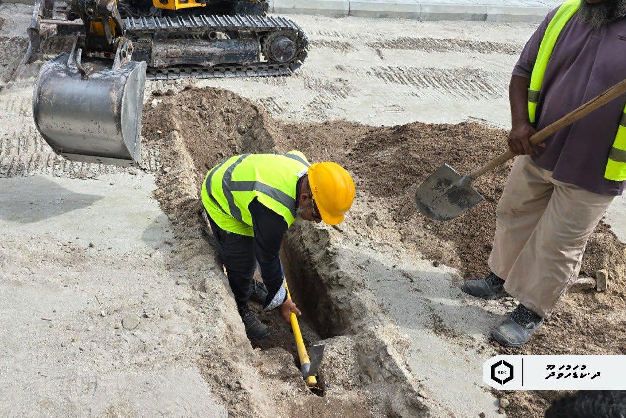 ކުޑަހުވަދޫ މަގު ހެދުމުގެ މަޝްރޫއުގެ މަސައްކަތް ހަލުވި ސްޕީޑެއްގައި ކުރިޔަށް!