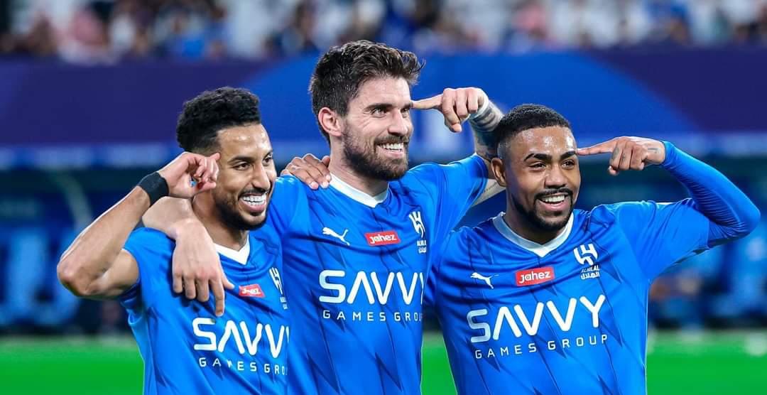 އަމިއްލަ ދަނޑުގައި އަލްއަޚްދޫދު އަތުން މޮޅުވެ، އަލް ހިލާލްގެ މޮޅުވުމުގެ ސިލްސިލާ ކުރިއަށް