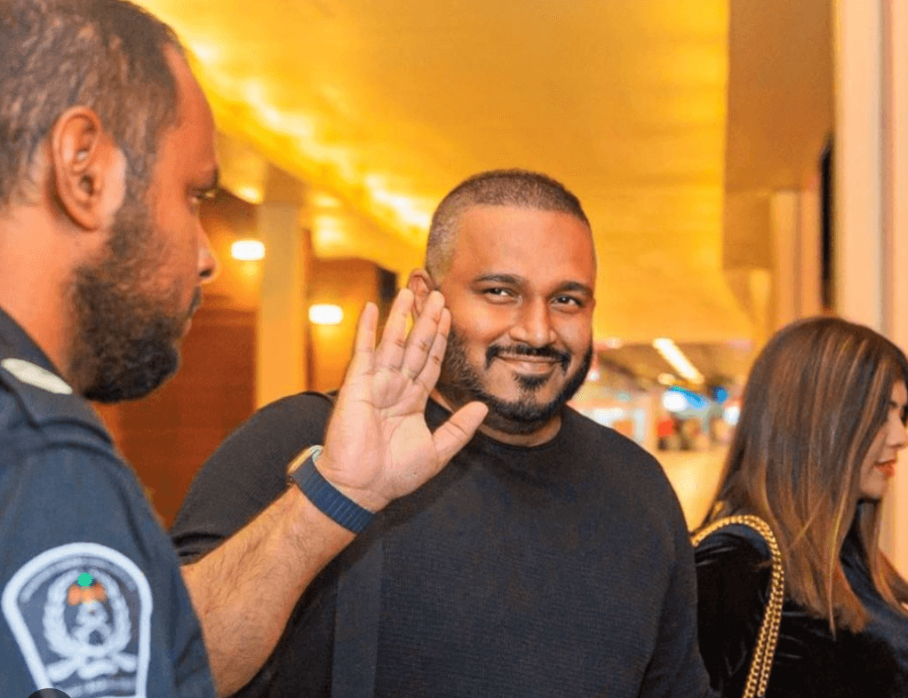 އަދީބުއާއި އޭނާގެ ބައިވެރިންނާއި އެކު ދައުލަތުން އެކުލަވާލި އެއްބާރުލުންދިނުމުގެ އެއްބަސްވުންތައް ނިމުމަކަށް!