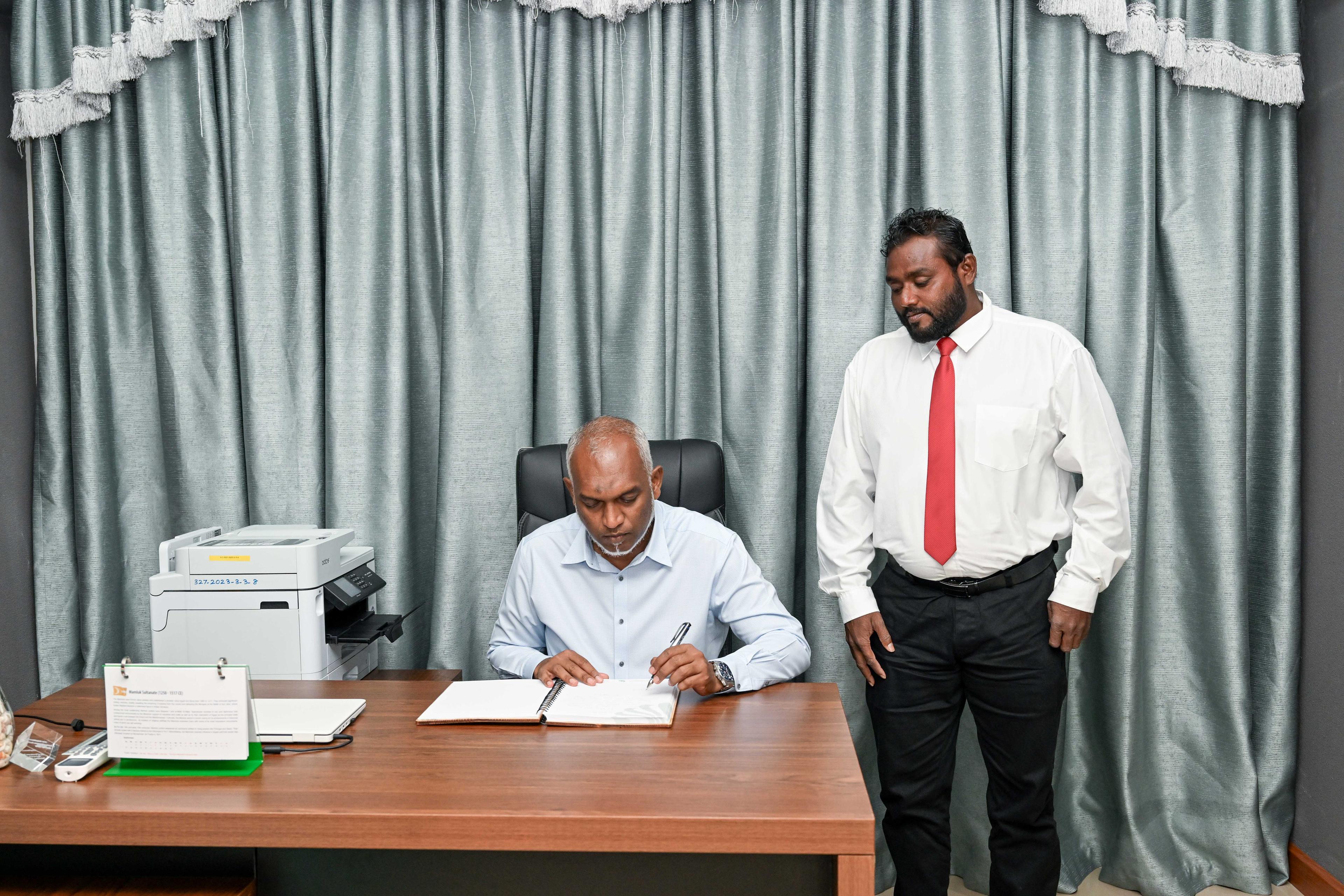 މަޑިވަރާއި ނައިފަރު ގުޅާލަދިނުމަށް ކައުންސިލުން އެދެފި