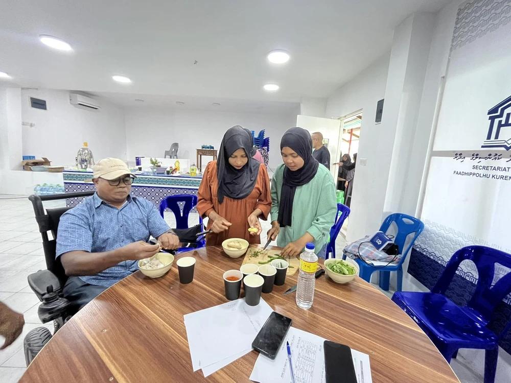 އަގުއެއްކުރި މަހުގެ އުފެއްދުން ތައްޔާރު ކުރާނެގޮތުގެ ތަމްރީނު ޕްރޮގްރާމެއް ކުރެންދޫގައި ކުރިއަށް ގެންގޮސްފި