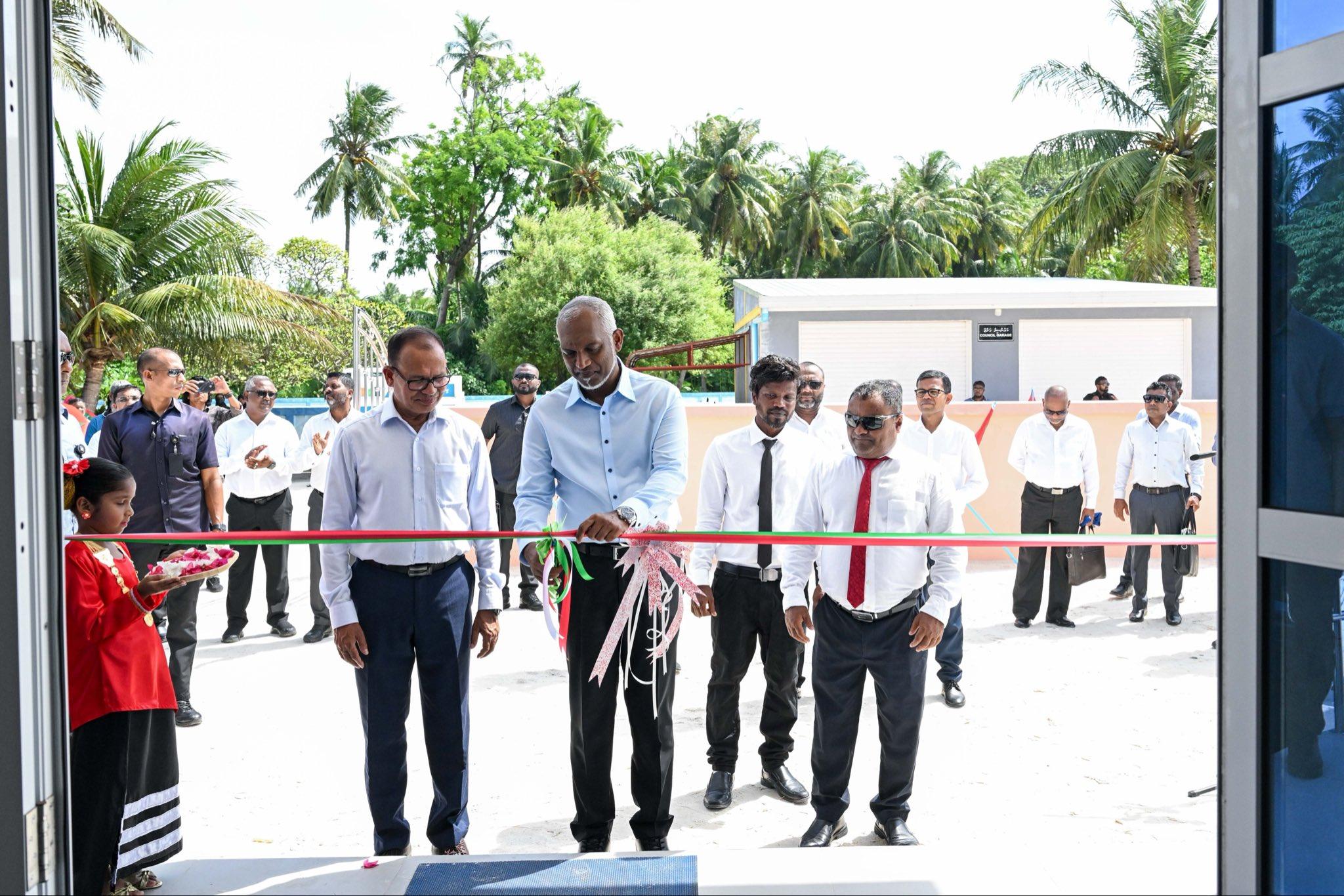 ނޫމަރާ ކައުންސިލްގެ އައު ޢިމާރާތް ރަސްމީކޮށް ހުޅުއްވައިދެއްވައިފި