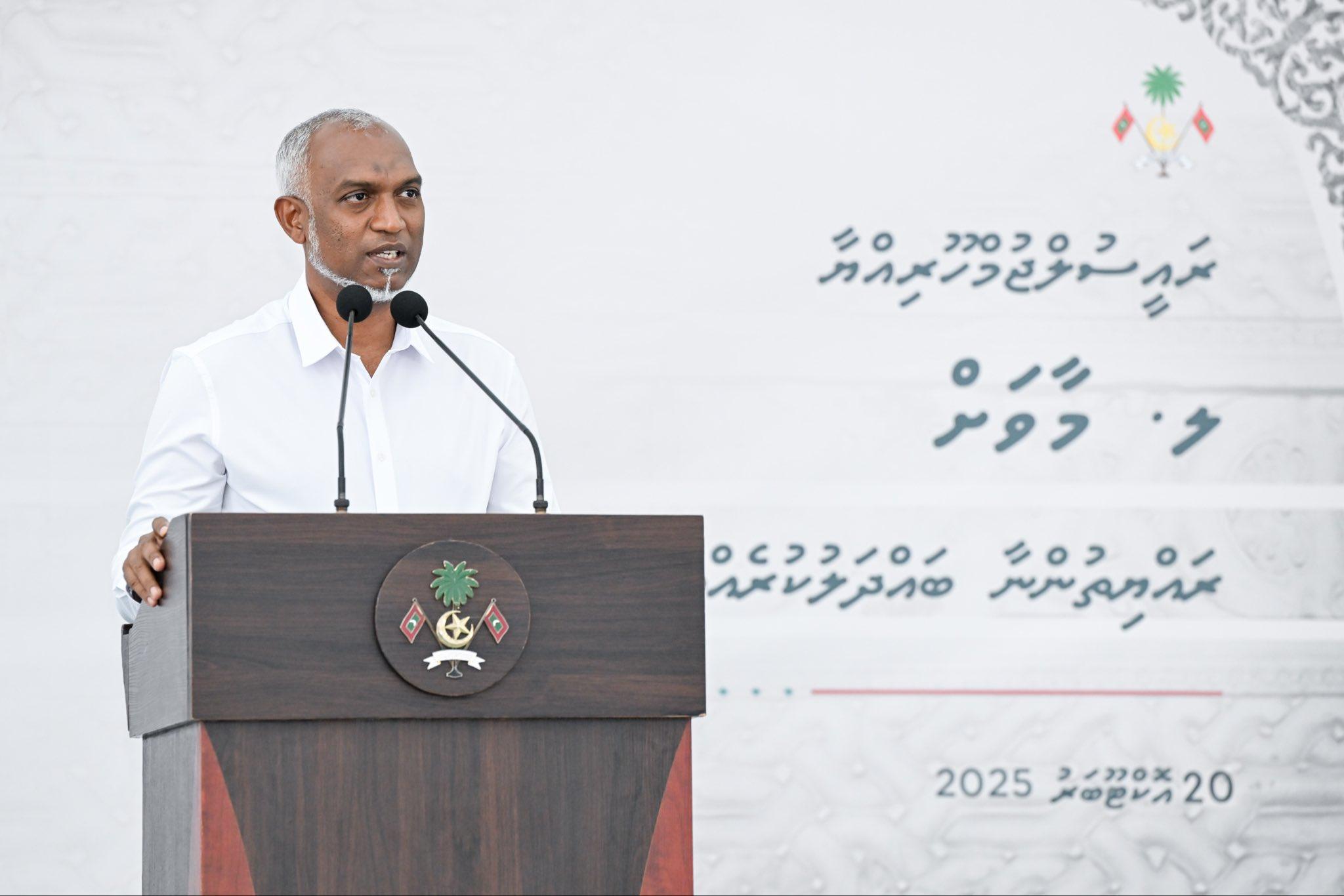 ލ ގައި އިތުރު އެއާޕޯޓެއް އަޅާނެ ސަރަޙައްދެއް ވަރަށް އަވަހަށް ކަނޑައަޅާނަން - ރައީސް