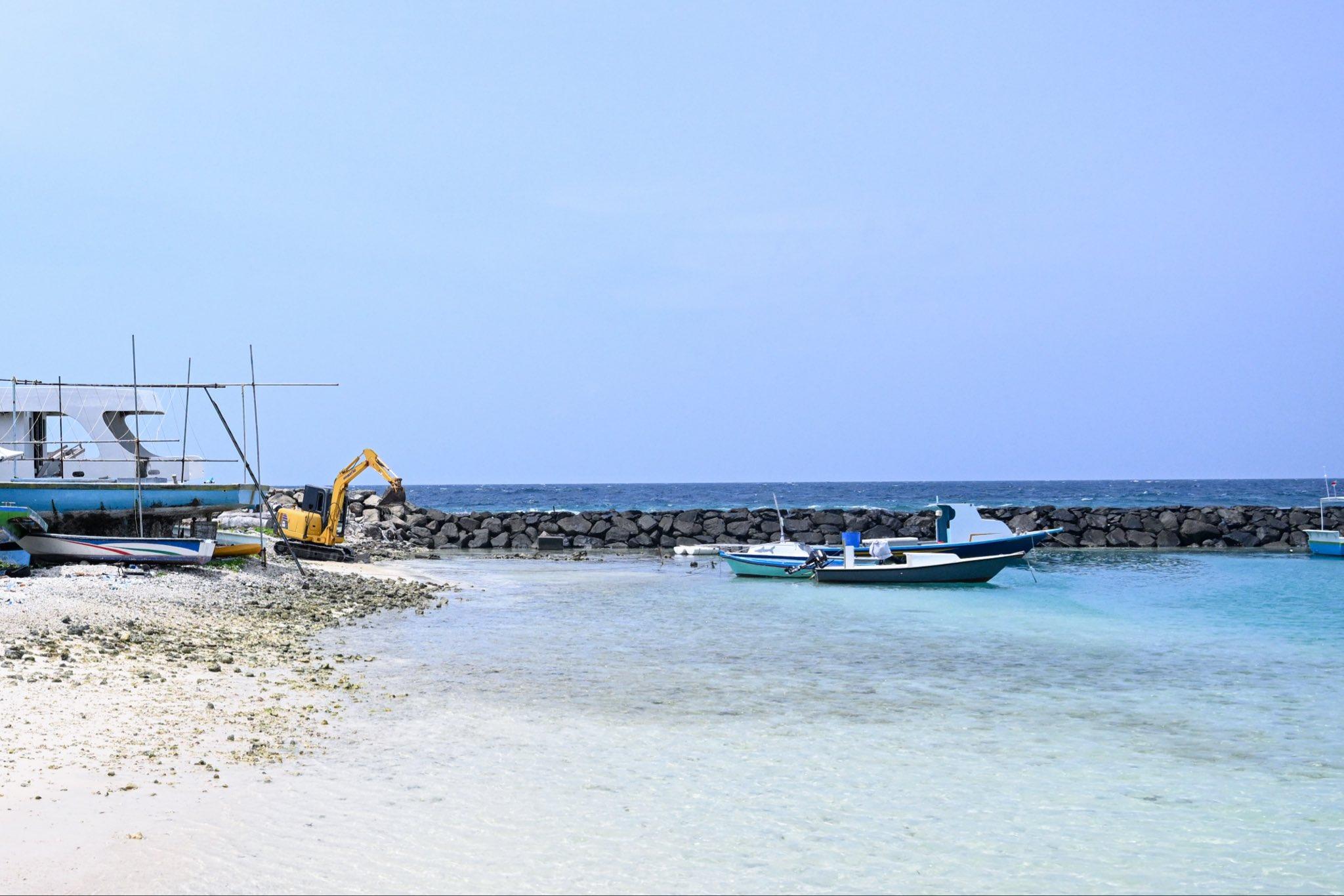 ކުރެންދޫ ބަނދަރު ތަރައްޤީކުރުމުގެ އަމަލީ މަސައްކަތްވެސް ފަށައިފި