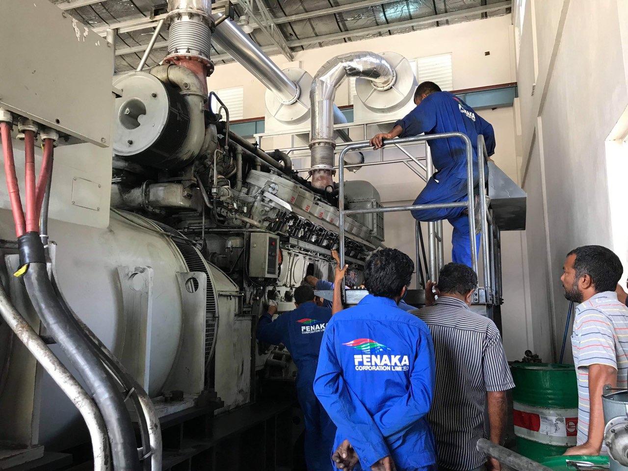 އައްޑޫއިން ކަރަންޓު ކެނޑުނީ ބޮޑު އެއް ޖެނަރޭޓަރަށް ދިމާވި ޓެކްނިކަލް މައްސަލައަކާއި ގުޅިގެން، މައްސަލަ ހައްލުކޮށް ހުރިހާ ރަށަކަށް ކަރަންޓުދީފި