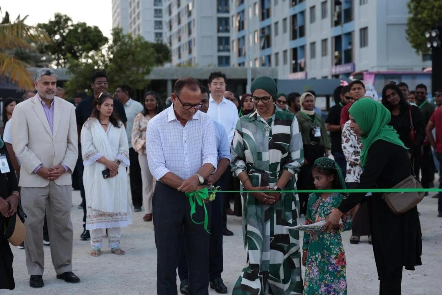 ކާނާގެ ޔަޤީންކަމާއި ބޭރު ޤައުމުތަކަށް ބަރޯސާވާ މިންވަރުކުޑަކުރަން ޖެހޭ - އާދަމް ޝަރީފް