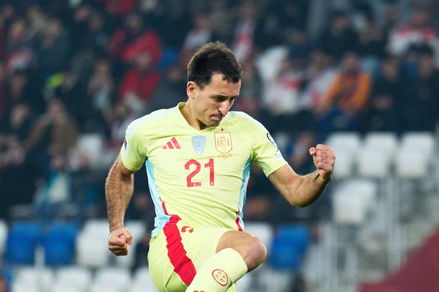 އޮޔަޒަބެލްގެ ދެލަނޑާއެކު ޖޯޖިއާ އަތުން ސްޕެއިންއަށް ފަސޭހަ މޮޅެއް