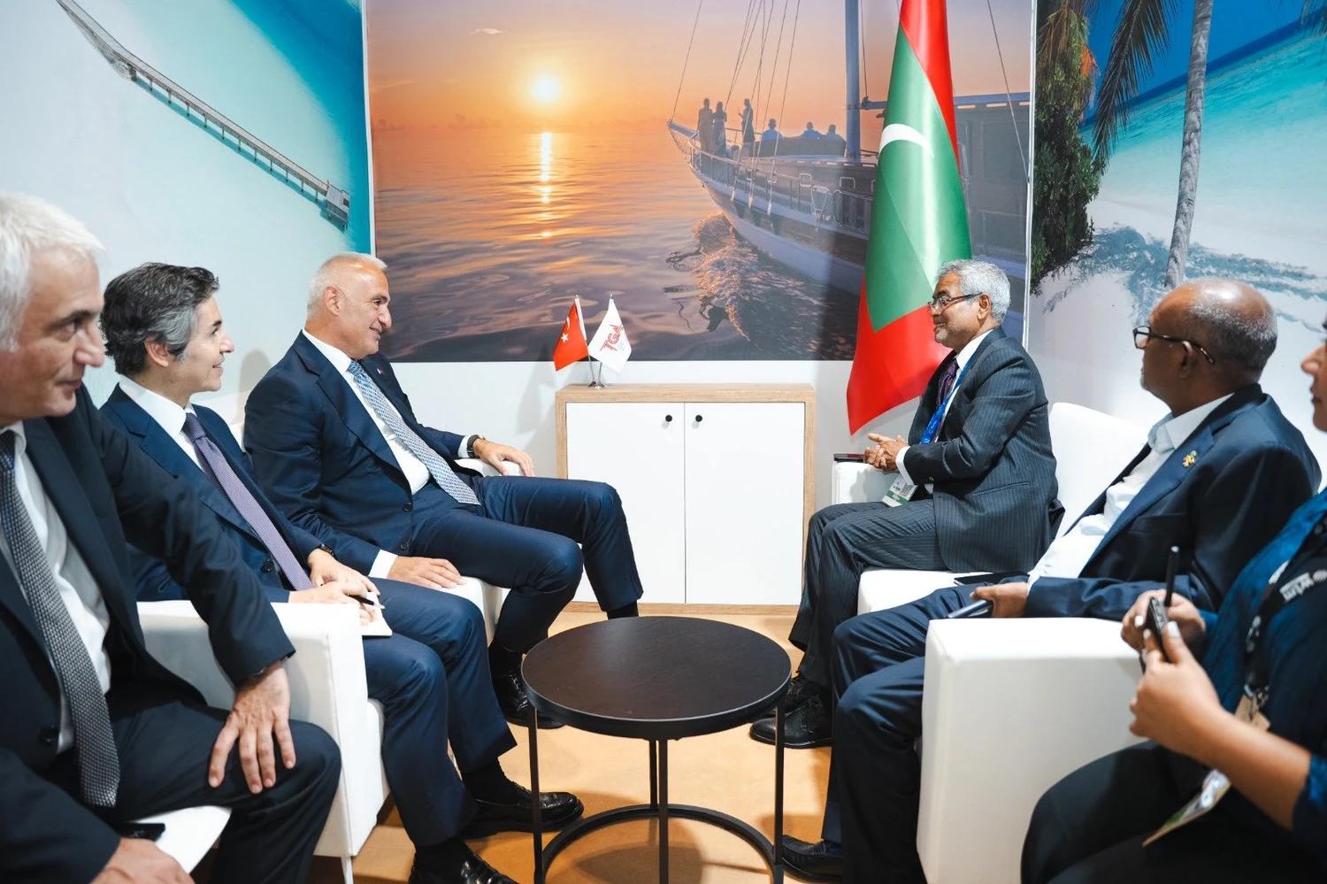 ޑަބްލިއު.ޓީ.އެމް 2025 ގައި ދިވެހިރާއްޖެއާއި ތުރުކީއާ ދެމެދު ފަތުރުވެރިކަން ކުރިއެރުވުމަށް މަޝްވަރާކޮށްފި