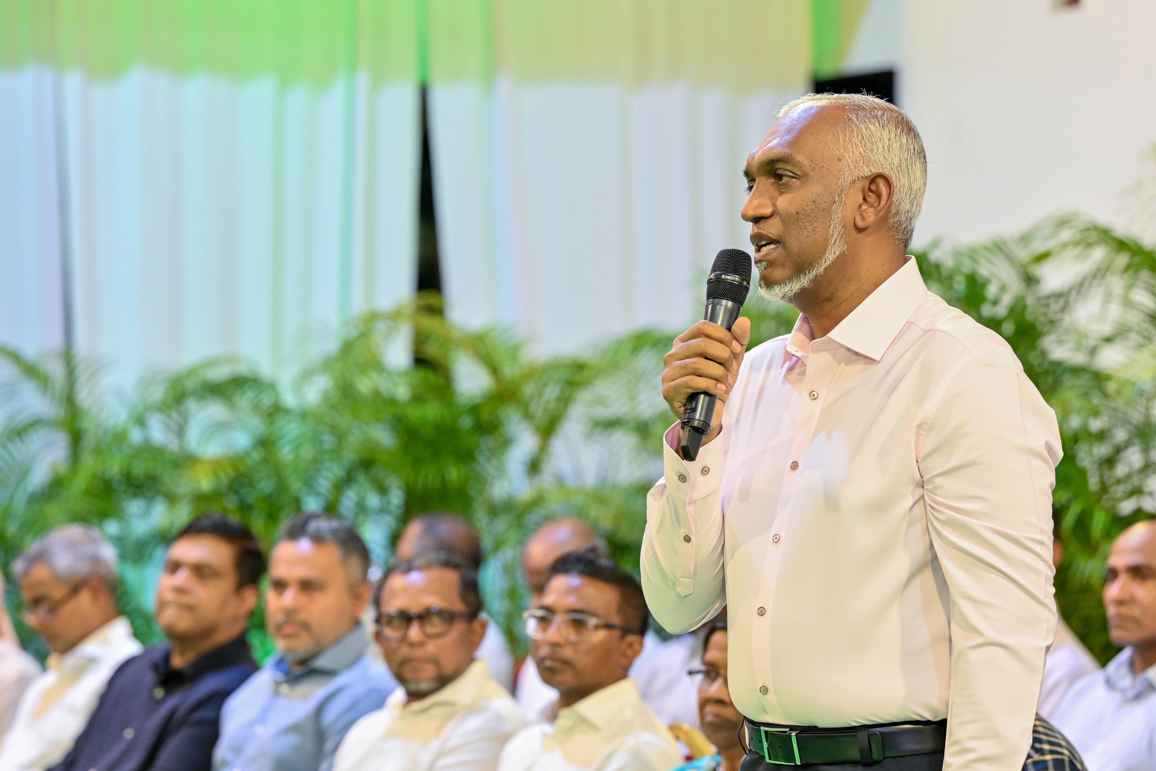 ރައީސުލްޖުމްހޫރިއްޔާ، ހެންވޭރު ރައްޔިތުންނާ މިރޭ ބައްދަލުކުރައްވަނީ!