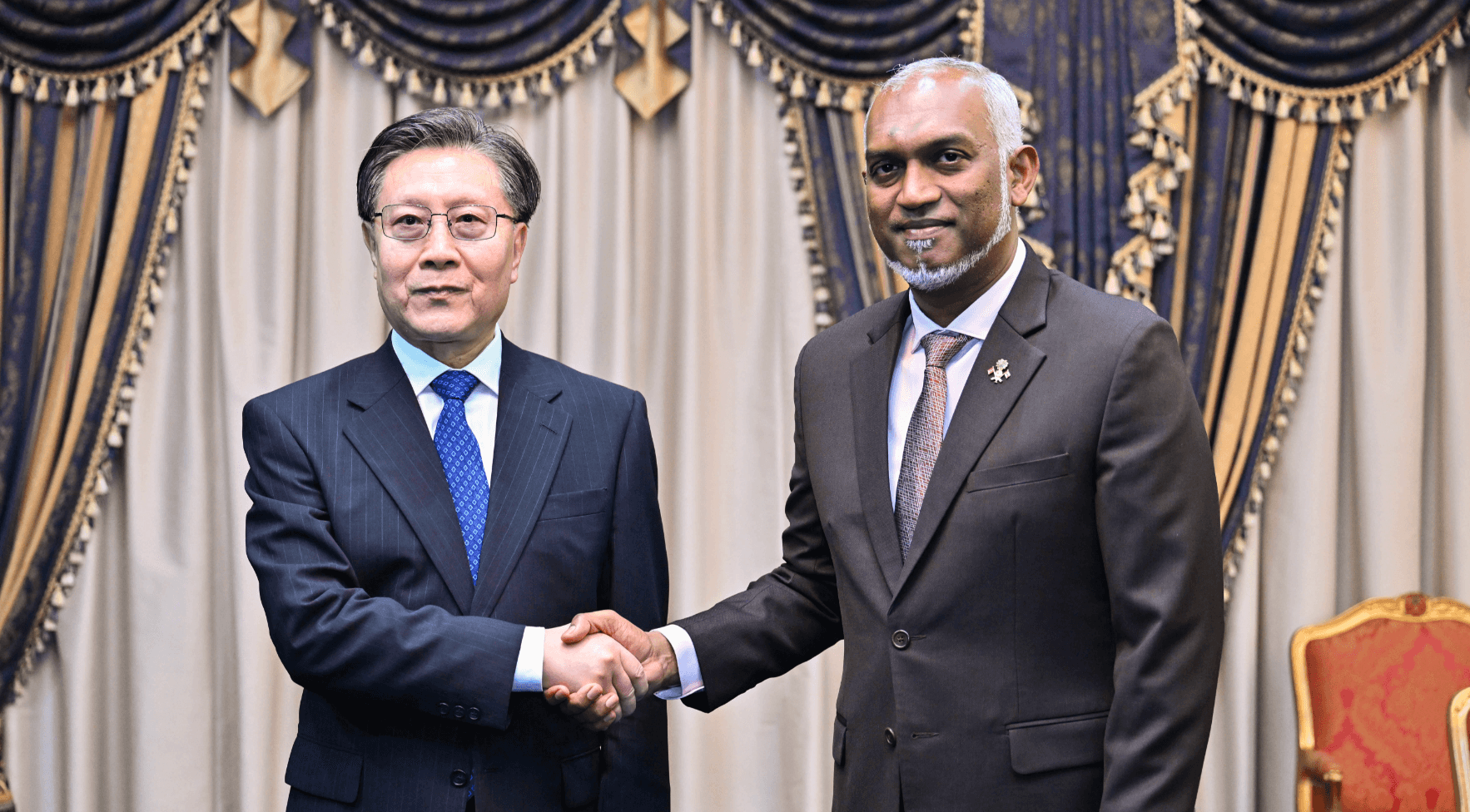 ރާއްޖޭގެ ތަރައްޤީއަށް ކުރިއަށް އޮތް ތަނުގައިވެސް ޗައިނާގެ އެހީތެރިކަމާއި އެއްބާރުލުންލިބޭނެކަމުގެ ޔަޤީންކަންދީފި