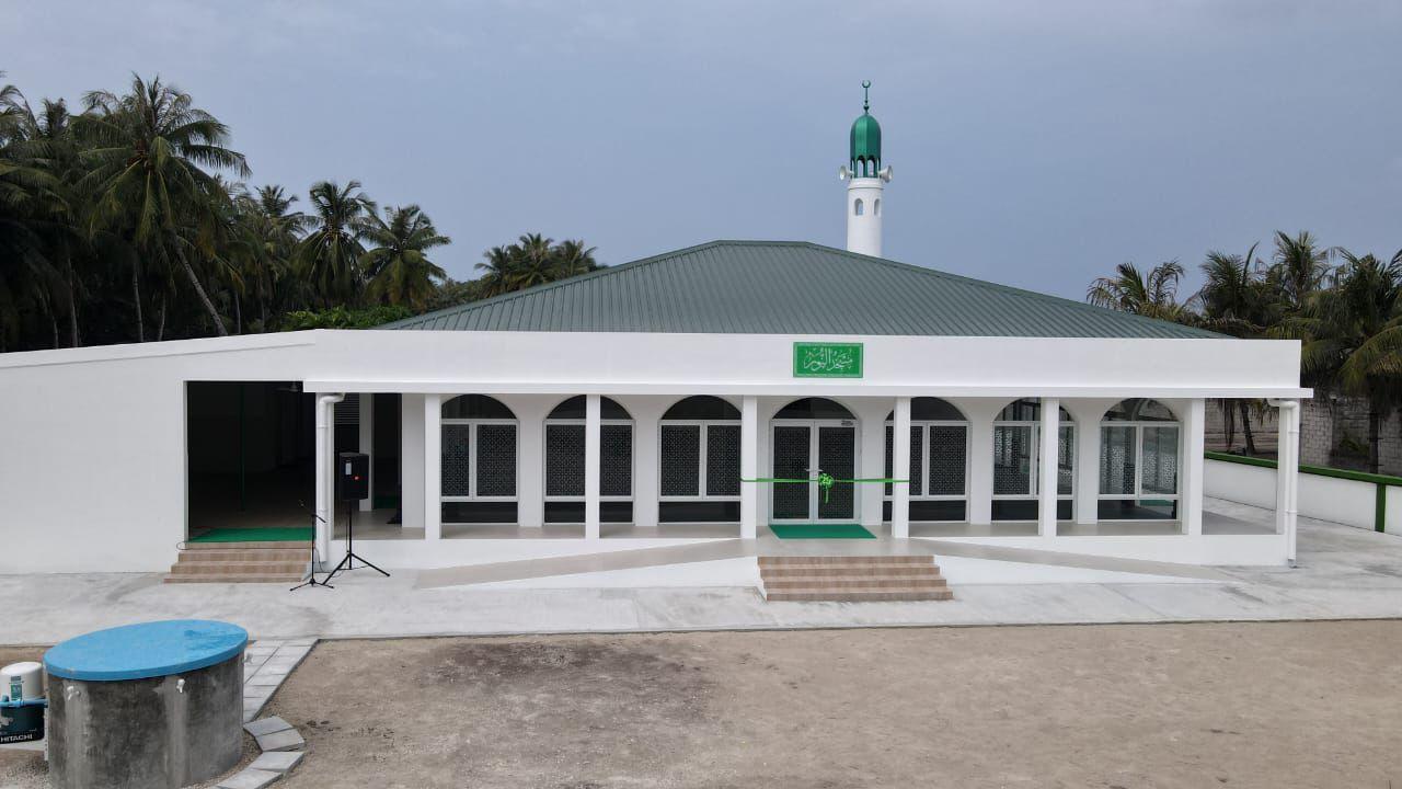 ފޯކައިދޫގައި އަލަށް ޢިމާރާތް ކުރެވުނު މިސްކިތް ރަސްމީކޮށް ރަސްމީކޮށް ހުޅުވައިފި