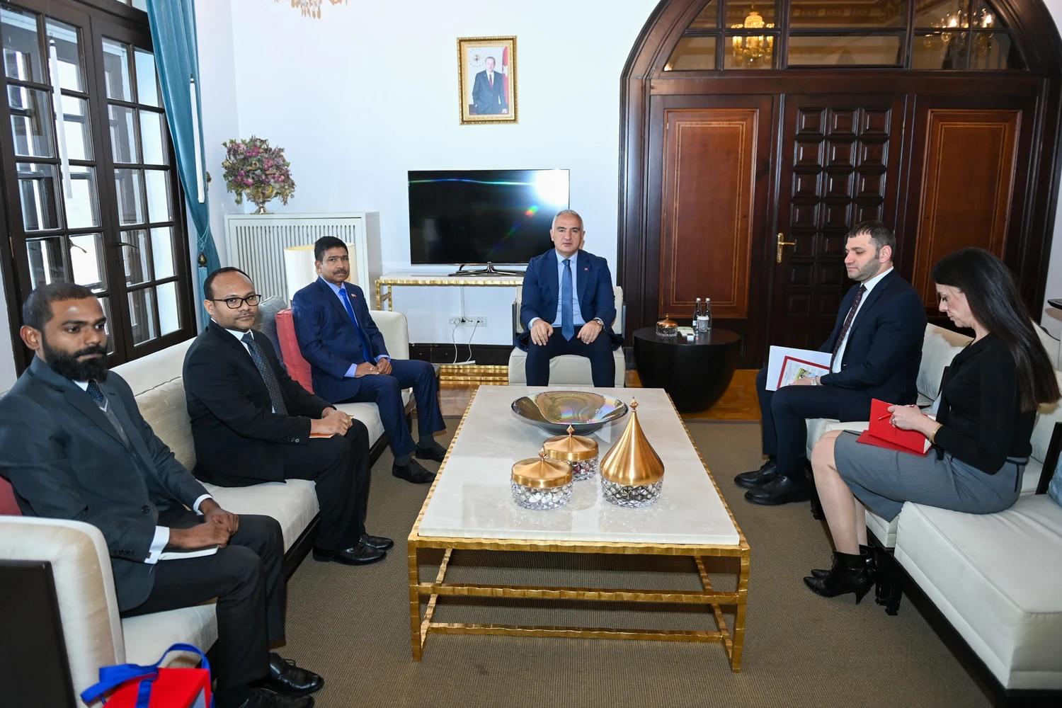 ތުރުކީއާއި އެކު ފަތުރުވެރިކަމާއި ސަގާފަތުގެ ދާއިރާއިން އެއްބާރުލުން އިތުރުކުރުމަށް މަޝްވަރާކޮށްފި