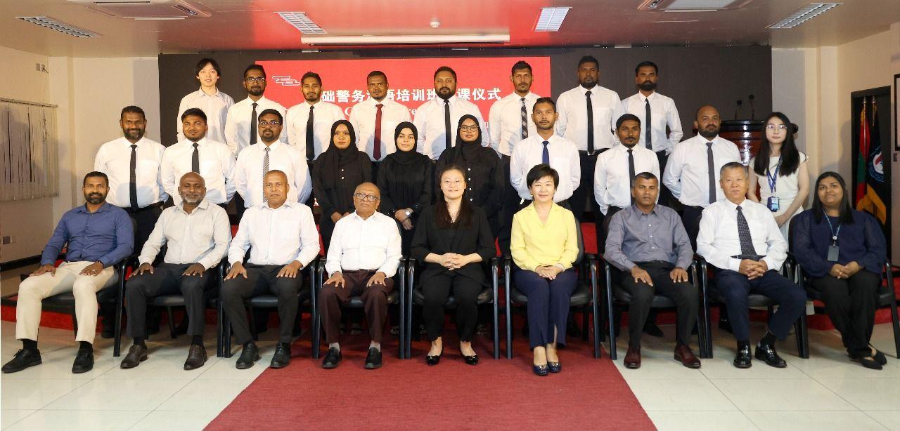 ފުލުހުންނަށް ޗައިނާ ބަސް ދަސްކޮށްދީފި