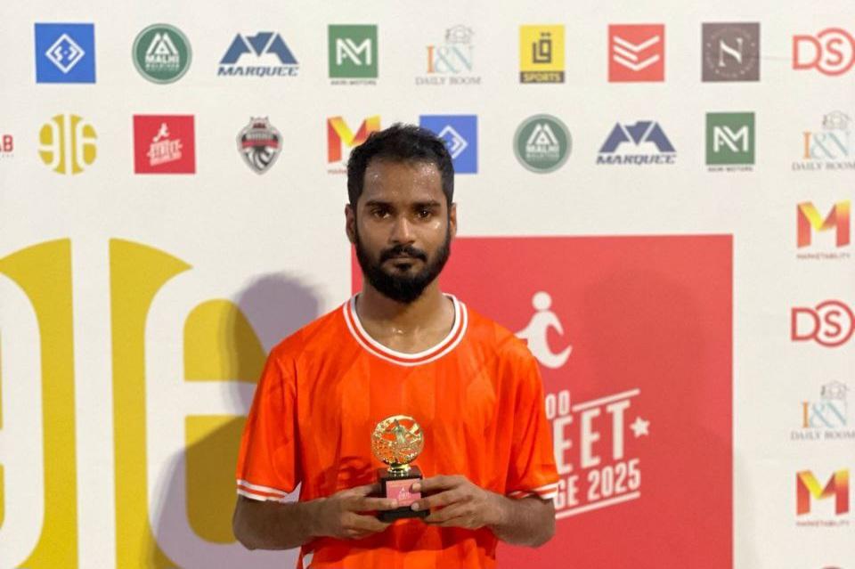 ވާދަވެރި ކުޅުމަކަށްފަހު ޒެފިއާ އަތުން ބަލިވެ ވިކިންގްސް މުބާރާތުން ކަޓައިފި