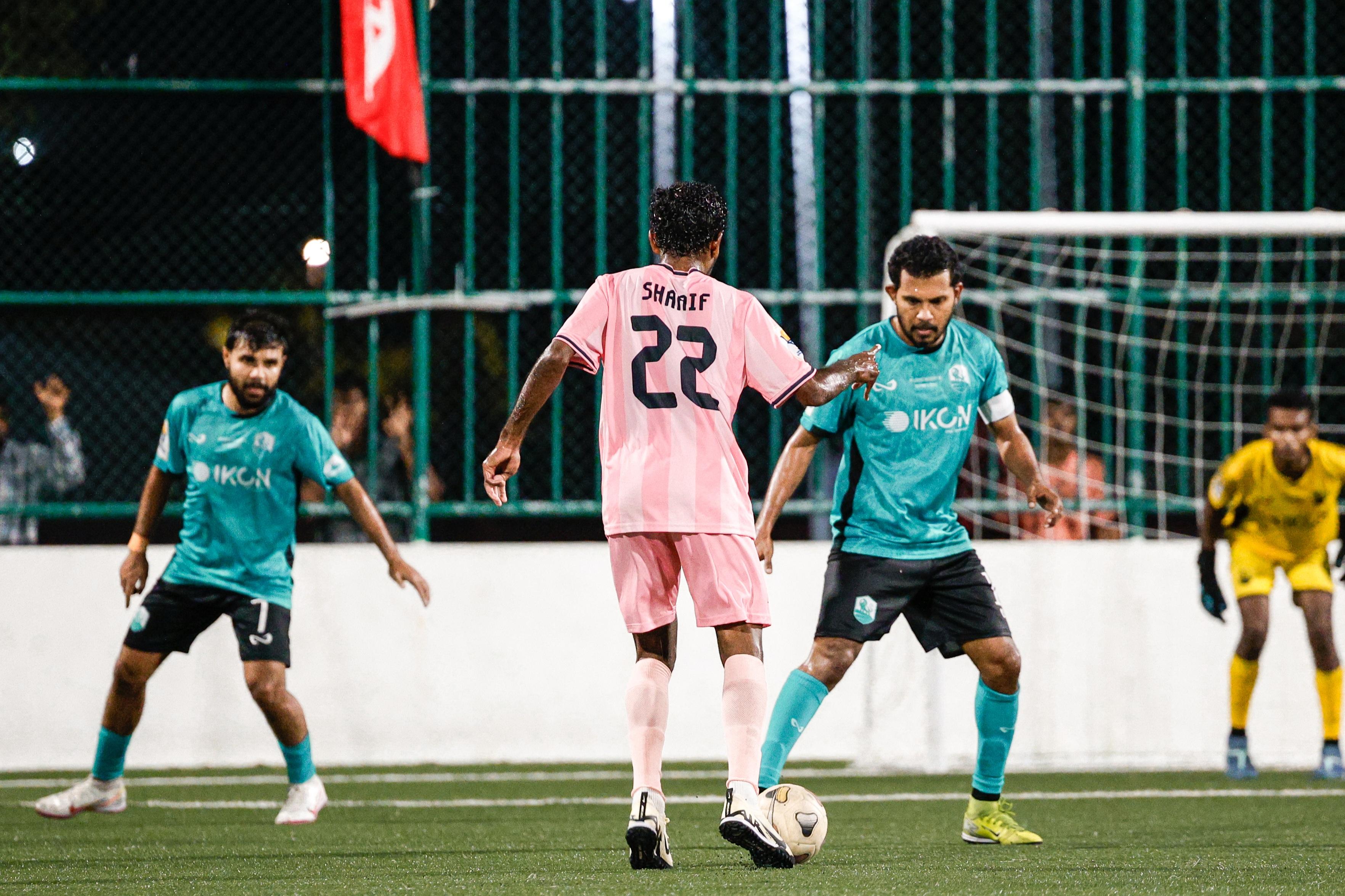 ވާދަވެރި ކުޅުމަކަށްފަހު ސްޓަރސް އިން ޔުނައިޓެޑް މައިލޯ މޮޅުވިޔަނުދީ ހިފަހައްޓައިފި