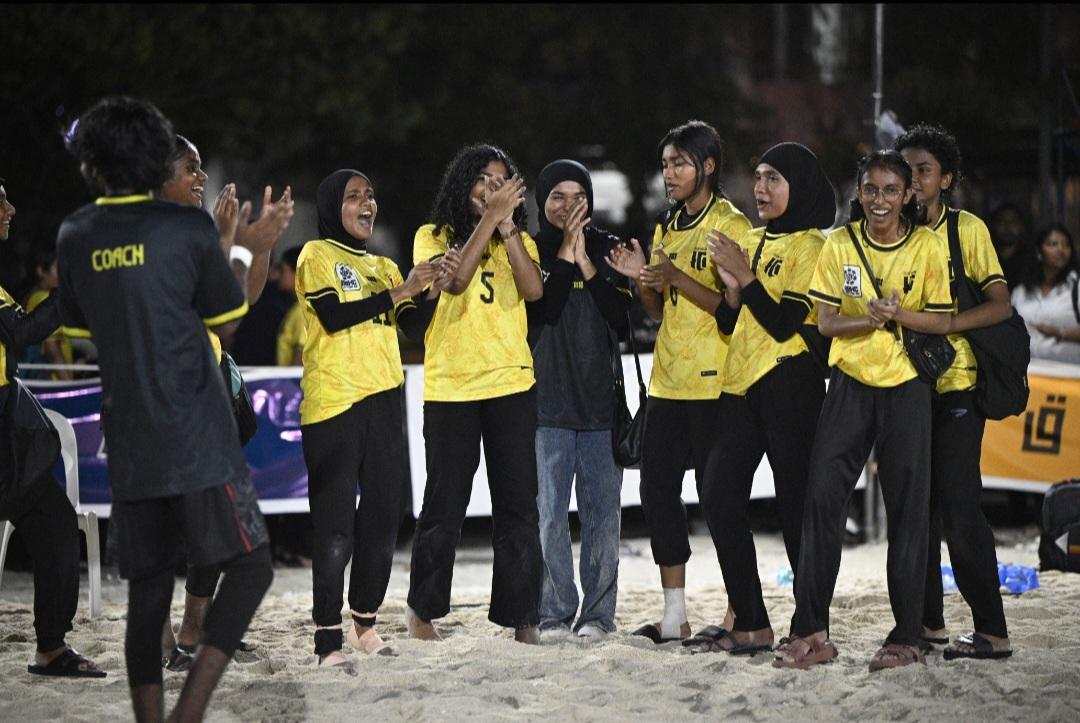ހުޅު އަތުން ބަލިވި ނަމަވެސް ލަނޑުގެ ތަފާތުން ގުރޫޕްގެ އެއްވަނަ ޒެފާރސްއަށް