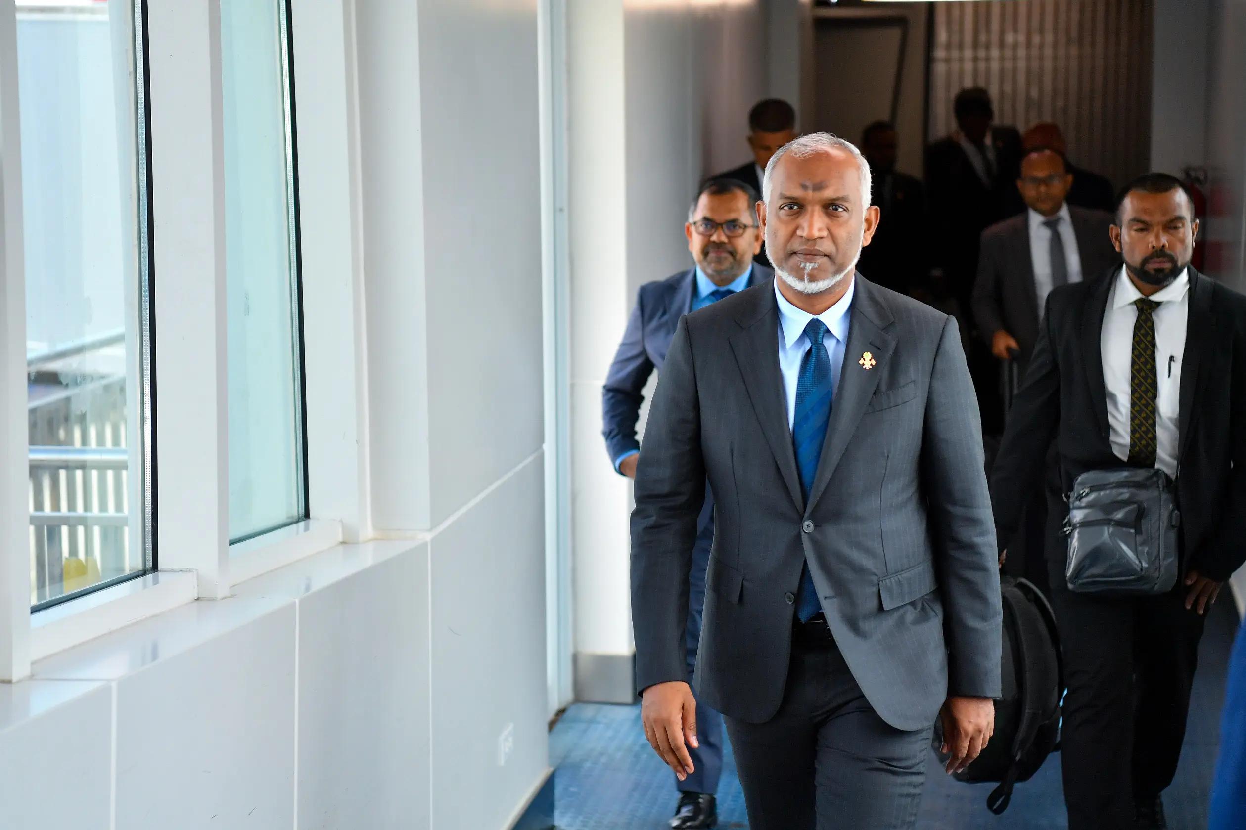 ރައީސް މުއިއްޒު ރަސްމީ ދަތުރުފުޅެއްގައި އަންނަ އާދީއްތަ ދުވަހު މެލޭޝިއާއަށް ވަޑައިގަންނަވަނީ