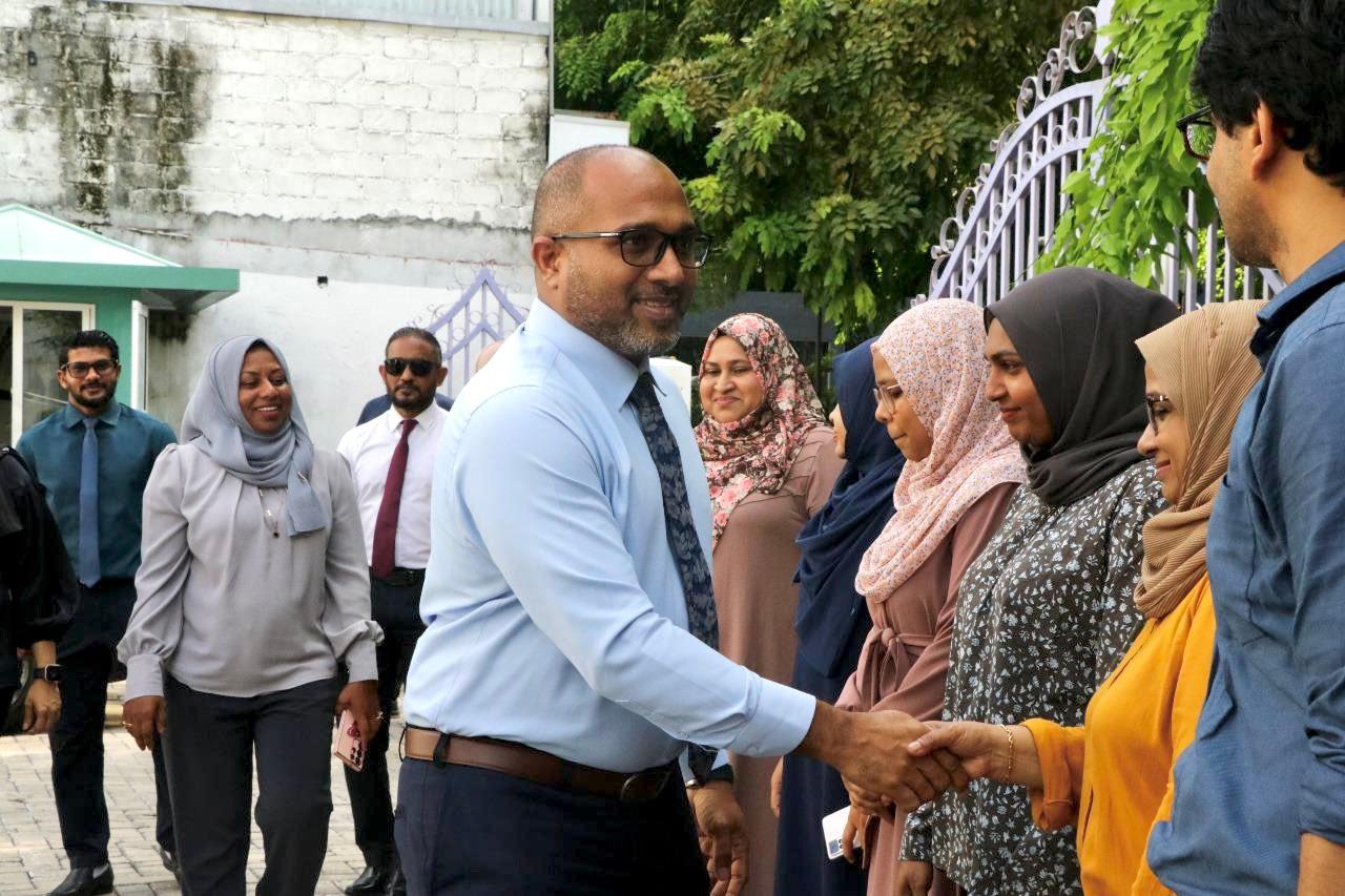 ގްރީންގެ ހުރީ ބޭނުންނުކުރެވޭ ހާލަތެއްގައި، އެކަމަށް ހައްލުގެންނާނަން: އިހްސާން