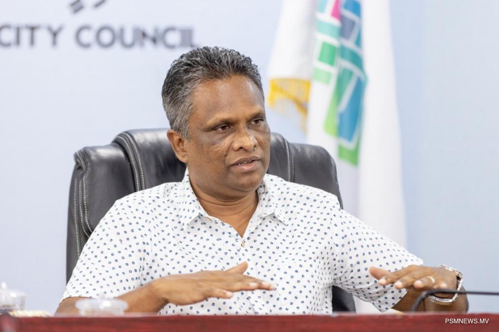 މުއައްސަސާތަކުގެ އެންމެ އަގު ބޮޑު ރައުސްމާލަކީ އެ ތަނެއްގެ މުއައްޒަފުން - އާޒިމް