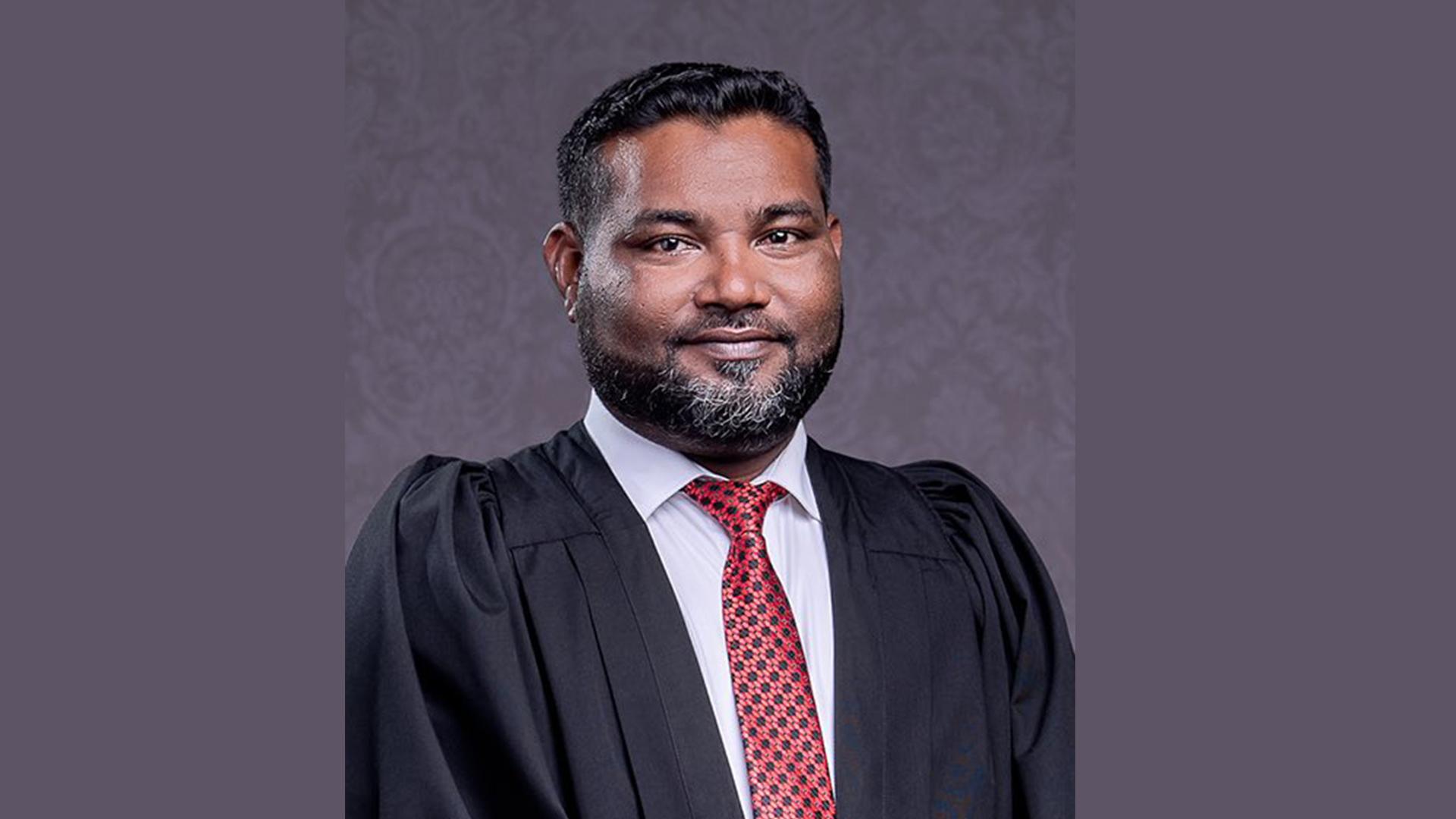 ހައިކޯޓުގެ އިސްފަނޑިޔާރަކަށް ފަނޑިޔާރު ފައިޞަލް!