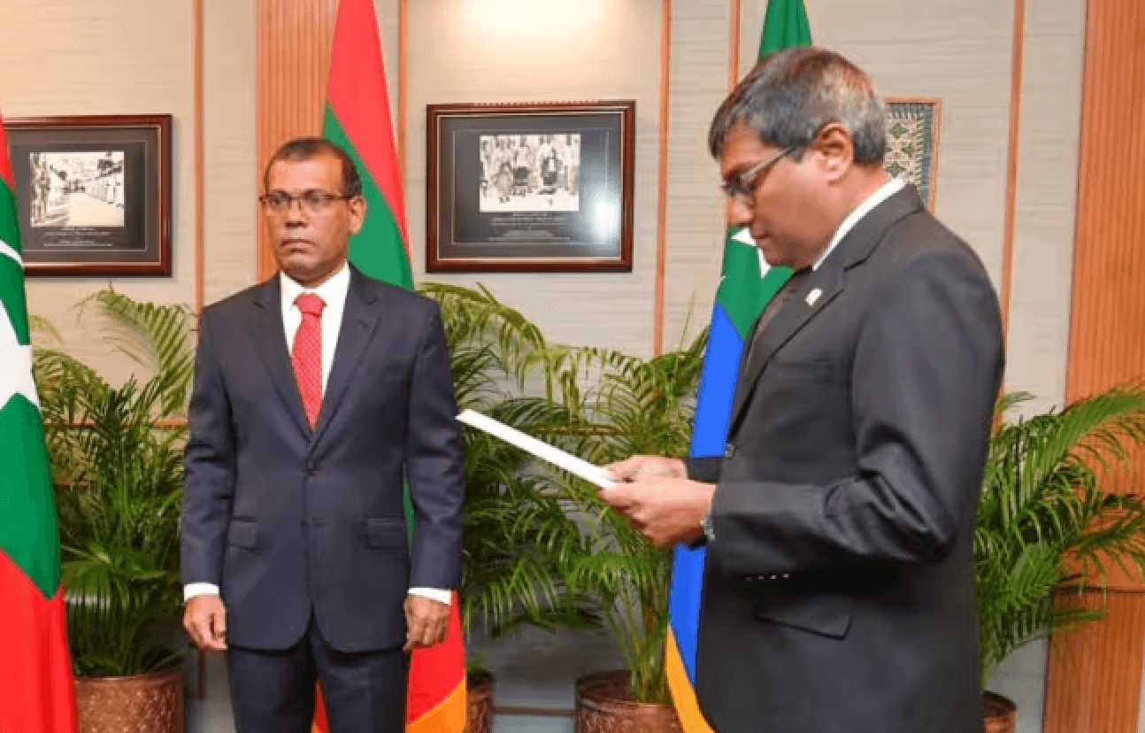 އުއްތަމަ ފަނޑިޔާރު، ނަޝީދުއަށް ގުޅުއްވި ކަމަށްބުނެ ފަތުރަމުންދާ ހަބަރަށް ނަޝީދުގެ ރައްދު: "އަލިފުން ޔާއަށް އޭގައި ހުރީ ދޮގު"