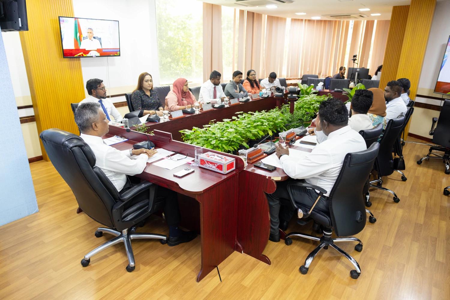 މާލެ ސިޓީ ކައުންސިލްގެ ހަފްލާތަކުގައި ދުފުމަށް ބޭނުން ކުރާ އެއްވެސް ބާވަތެއް ބޭނުން ނުކުރުމަށް ނިންމައިފި