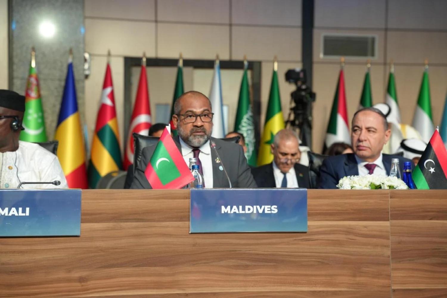 މުސްލިމް އުންމަތަށް ދިމާވެފައިވާ މައްސަލަތަކަށް ހައްލު ހޯދުމަށް އެކުގައި މަސައްކަތް ކުރުމަށް ރާއްޖެއިން ގޮވާލައިފި