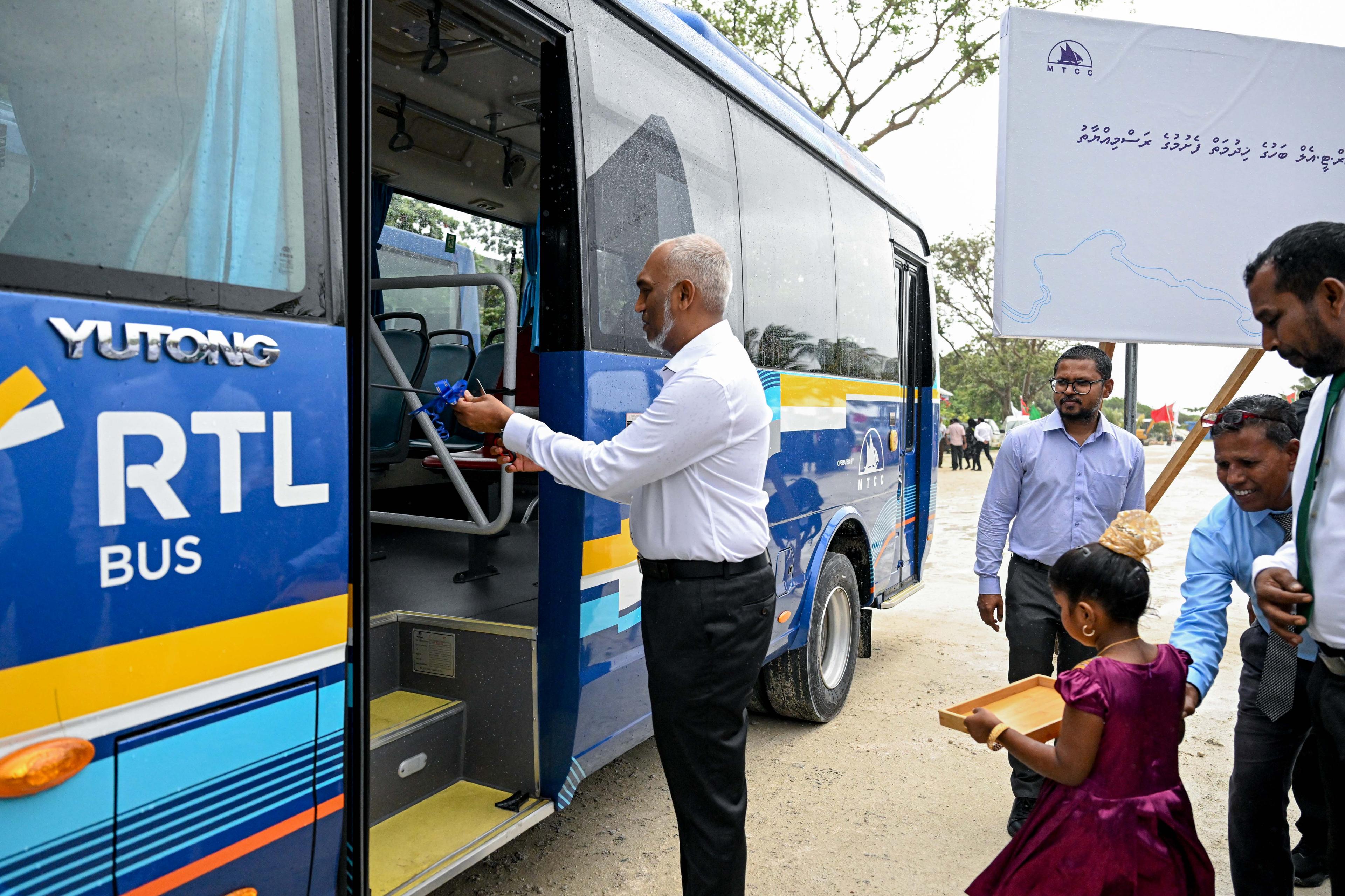 ކެނދިކުޅުދޫގައި އާރްޓީއެލް ބަހުގެ ހިދުމަތް ފަށައިފި