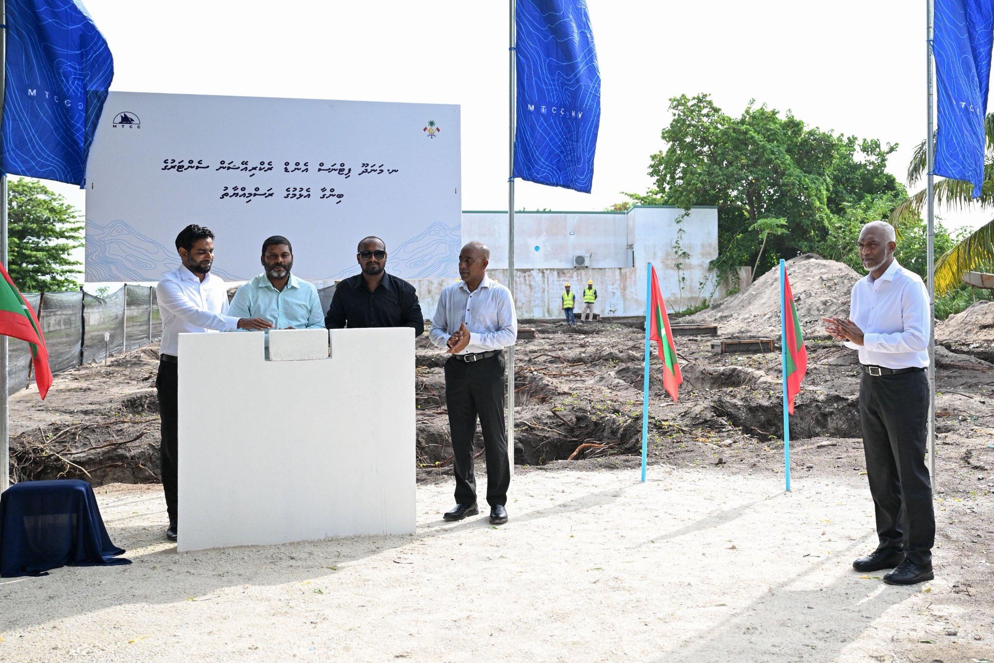 މަނަދޫ ފިޓްނަސް އެންޑް ރެކްރިއޭޝަން ސެންޓަރުގެ ބިންގާ އަޅުއްވައިފި