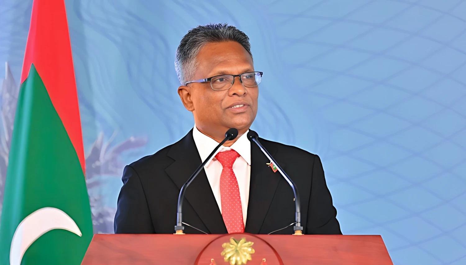 މިނިވަން ކަމުގެ ޙަޤީޤީ މާނައާ، މަފްހޫމާ މެދު ވިސްނާލަންޖެހޭ: ޢާޒިމް