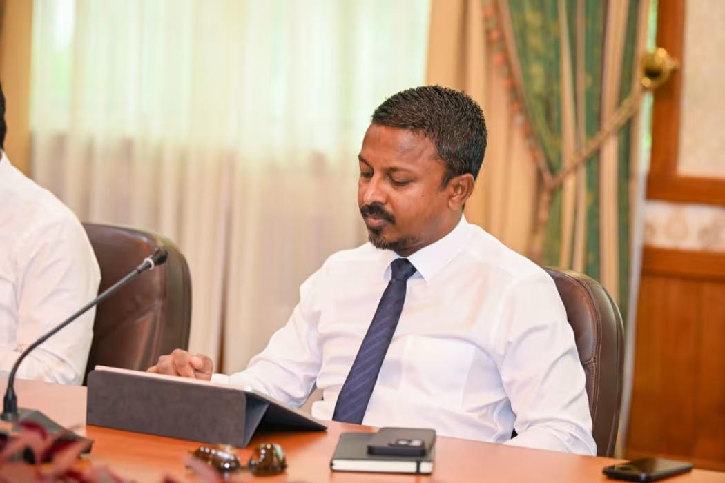 މީޑިއާ ކޮންޓްރޯލް ކުރާ ބިލް އަނބުރާ ގެންދިޔުމުގެ ވިސްނުމެއް ނެތް - އުޝާމް