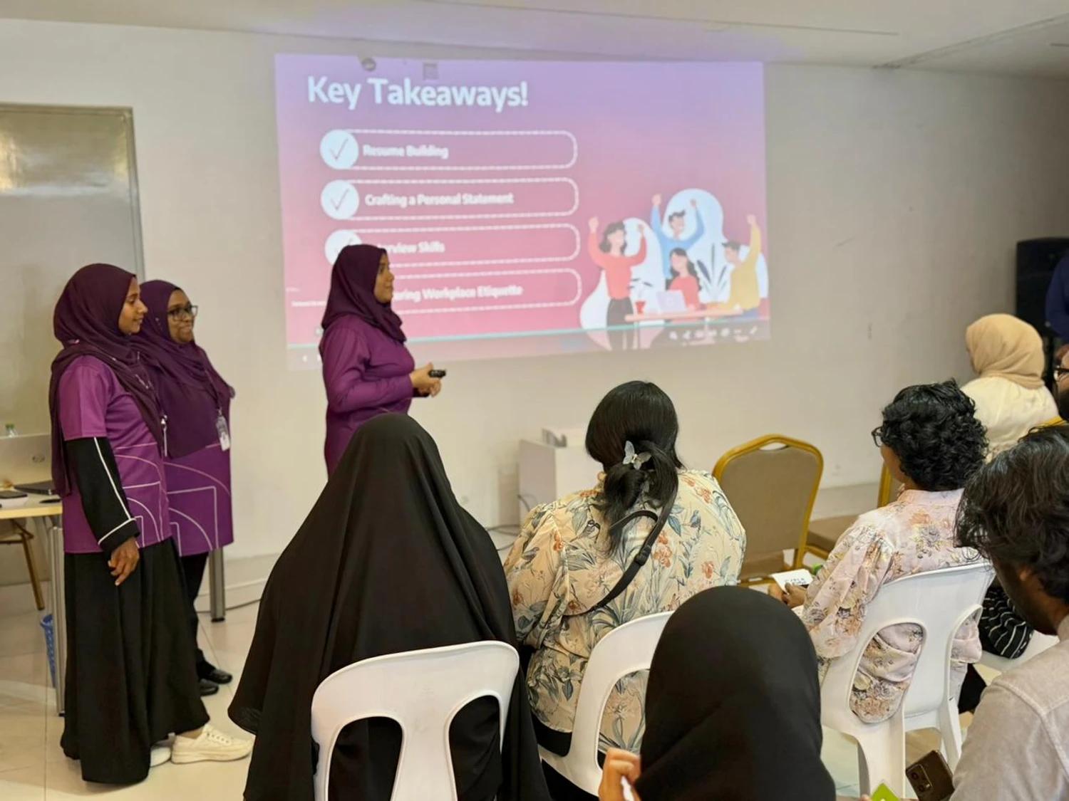 އެން.ސީ.އެސްގެ ފަރާތުން "ކެރިޔާ ޕްރިޕަރޭޝަން" ސެޝަނެއް ބާއްވައިފި