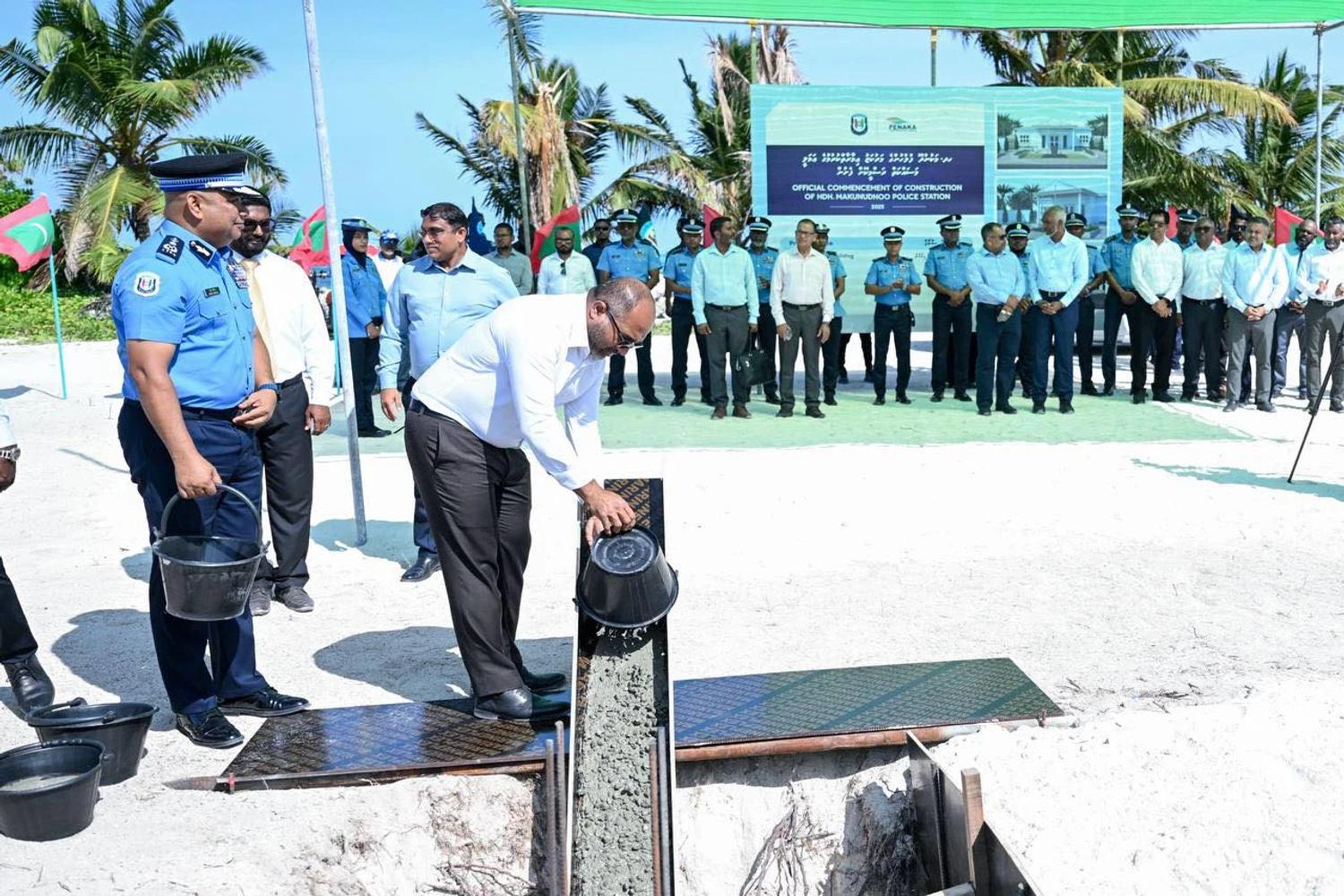 މަކުނުދޫ ފުލުހުންގެ މަރުކަޒުގެ ޢަމަލީ މަސައްކަތް ފަށައިފި