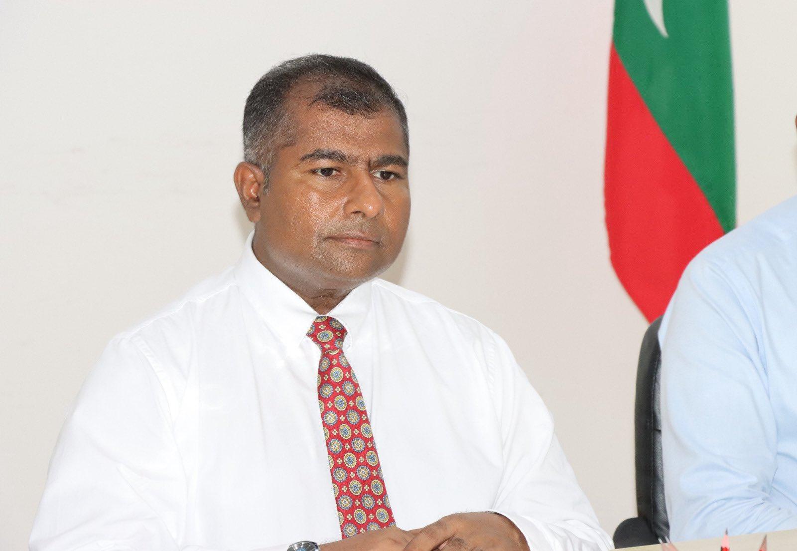 ވަޒީރު އާދަމް ނަޞީރު ރަސްމީ ދަތުރުފުޅެއްގައި ޔޫއޭއީއަށް!