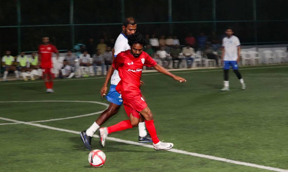 ޕޮލިސް ބަލިކޮށް މޯލްޑިވިއަން އިން ސެމީގެ ފުރުސަތު ބޮޑުކޮށްފި