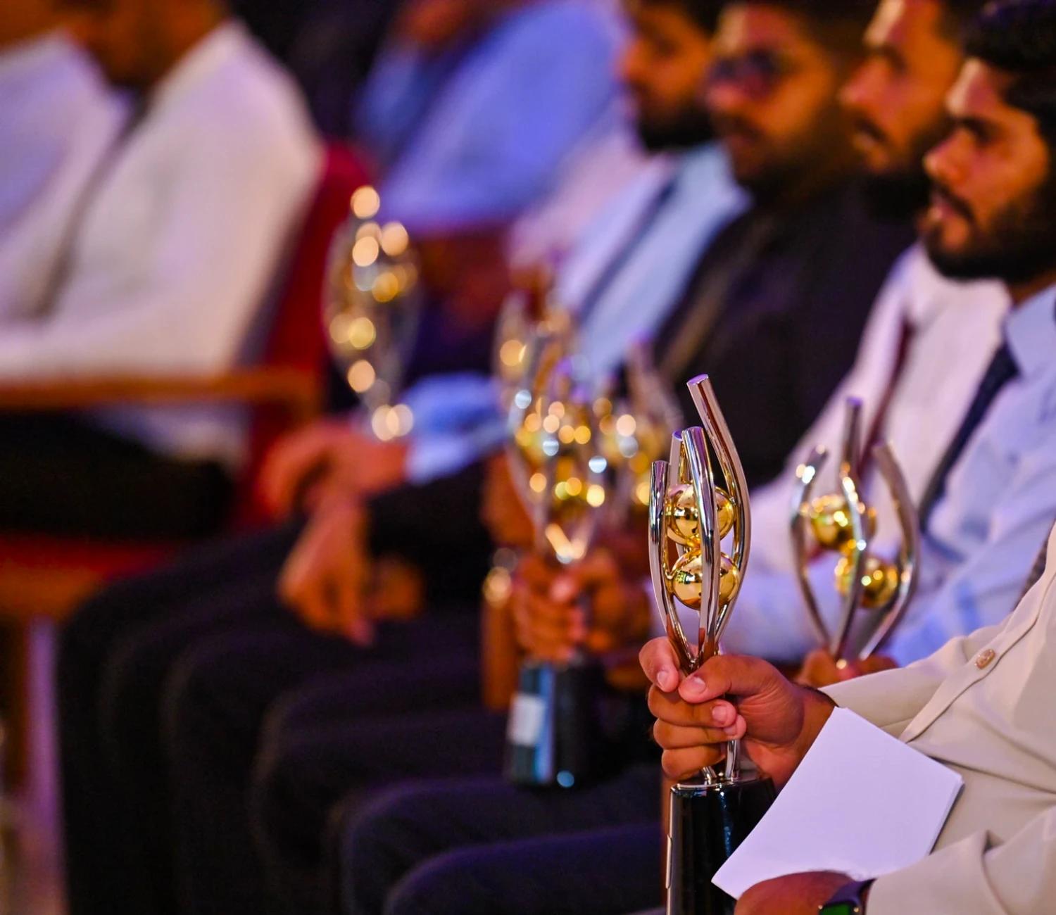 ޒުވާނުންގެ އެވޯޑަށް ނަން ހުށަހެޅުމުގެ ފުރުސަތު ހުޅުވާލައިފި