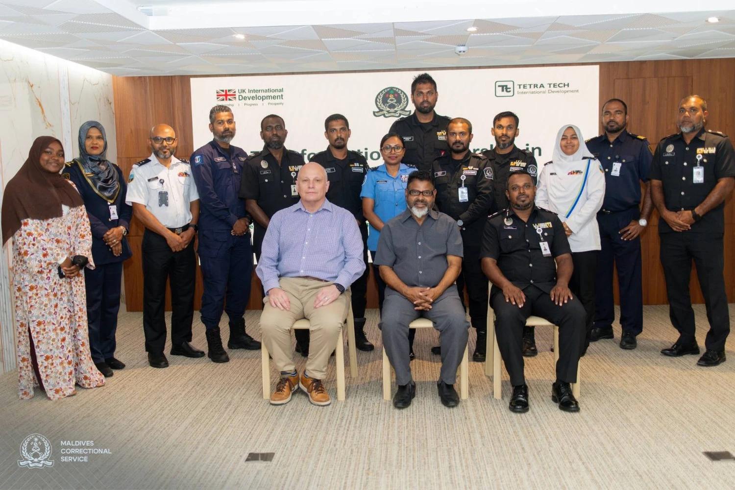 ޓްރާންސްފޮރމޭޝަނަލް ލީޑަރޝިޕް އިން އެކްޝަން ޓްރޭނިންގ ނަމުގަ ޕްރޮގްރާމެއް ހިންގައިފި